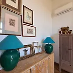 Heritage Park Royal Apartamento *