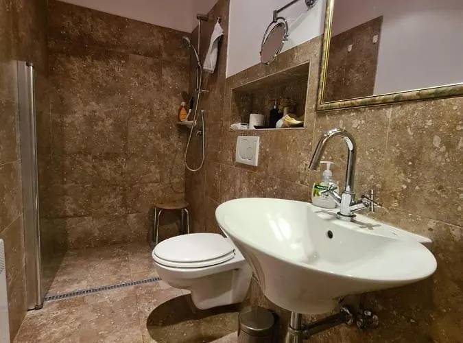 Heritage Park Royal Appartement *