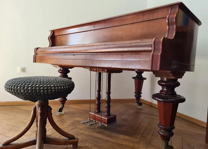 Heritage Park Royal Appartement *