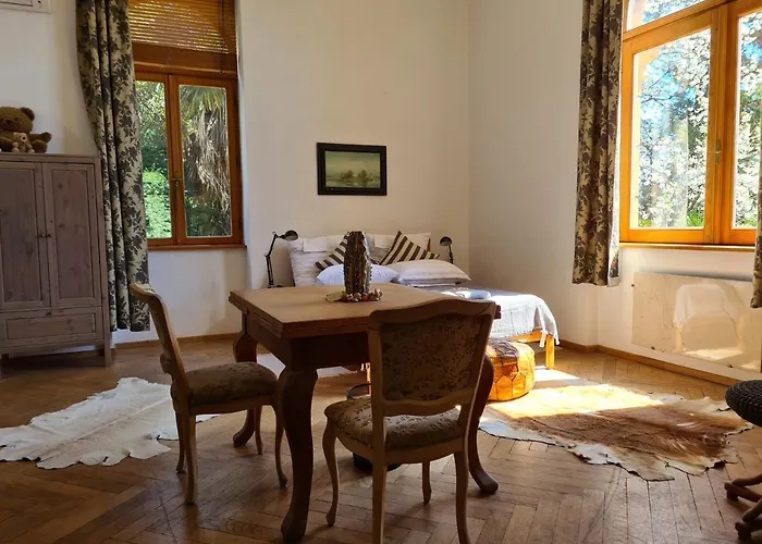 Heritage Park Royal Appartement *