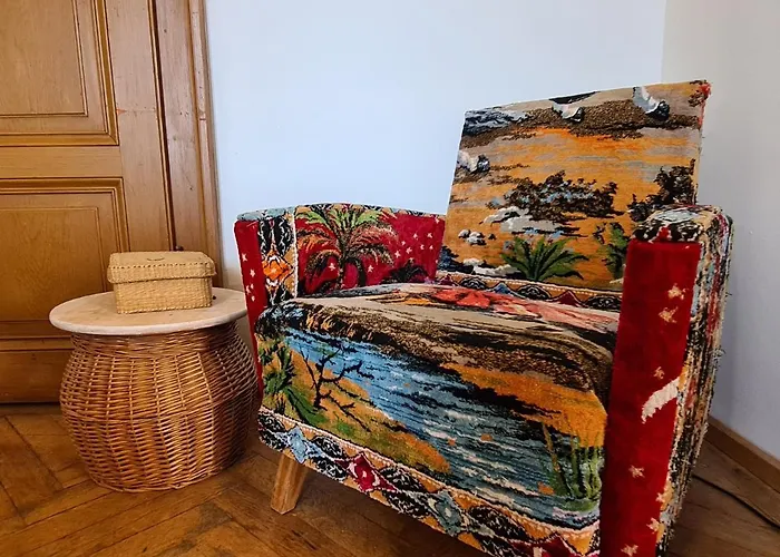 Heritage Park Royal Appartement