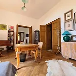 Heritage Park Royal Apartment