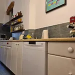 Heritage Park Royal Apartment *