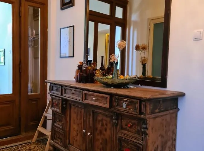 Heritage Park Royal * أوباتيا