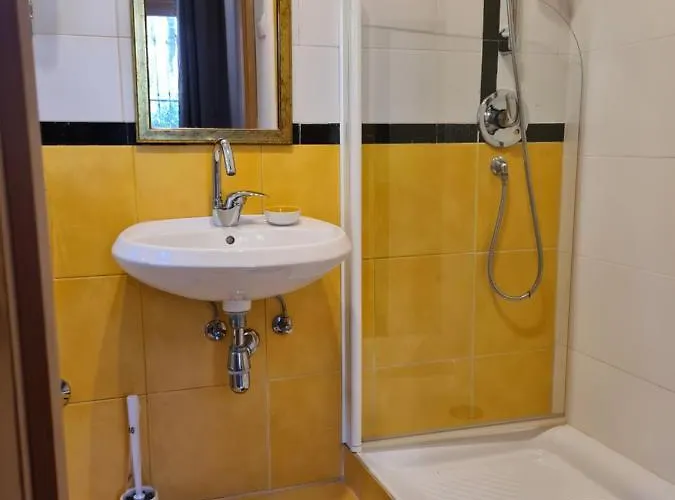 Heritage Park Royal Apartment *