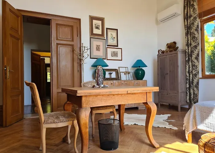 Heritage Park Royal أوباتيا