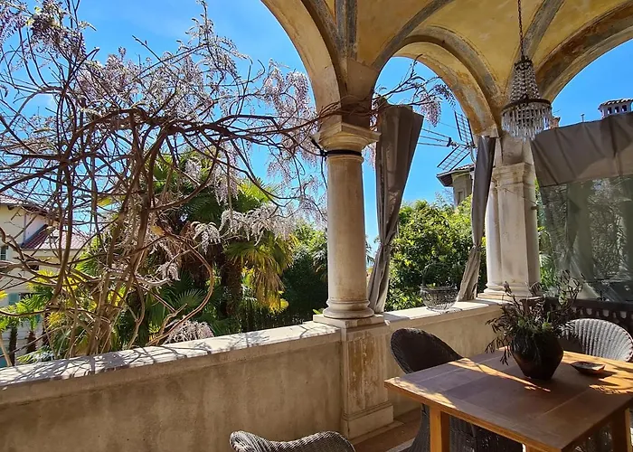 Heritage Park Royal أوباتيا