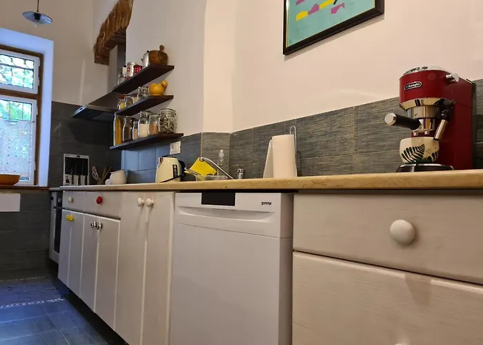 Heritage Park Royal شقة *