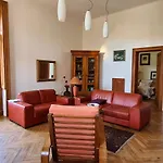 Heritage Park Royal شقة أوباتيا